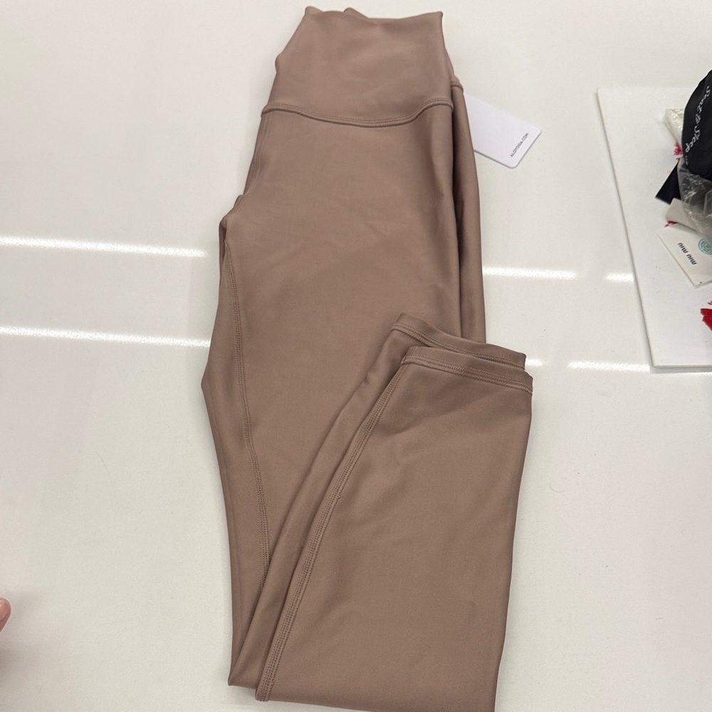 ALO Yoga High-Rise Leggings - Taupe